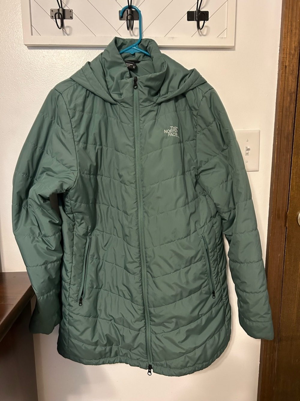 The North Face Women's Sage Green Quilted Hooded Puffer Jacket